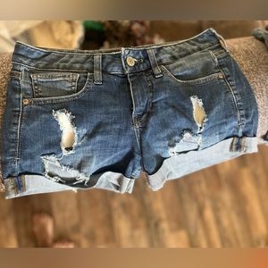 Express jeans size 4 but fit like a 7.